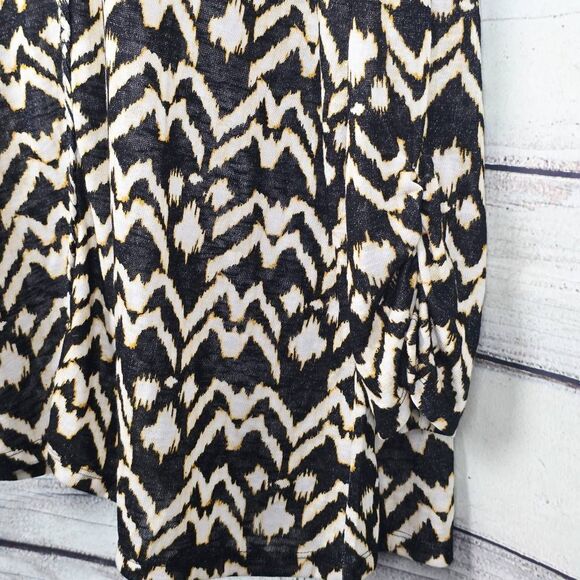 Cato Black Gold Chevron Print Tunic Top 26/28W (NWT) - Picture 3 of 8